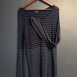 Gap women’s light sweater